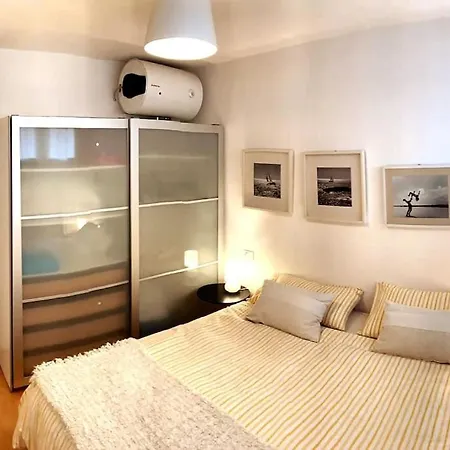 La Casa Sulla Riva Del Lago Apartment Moniga del Garda